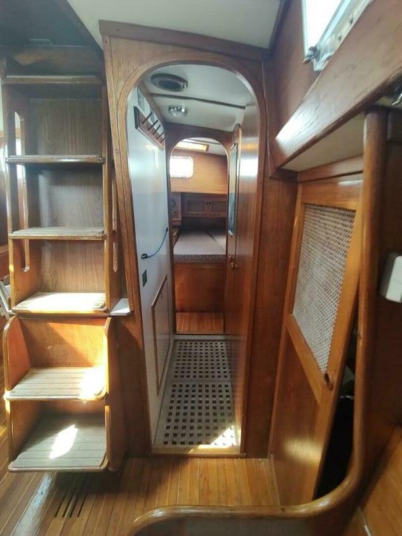 Vi 44ft Alden Yacht For Sale
