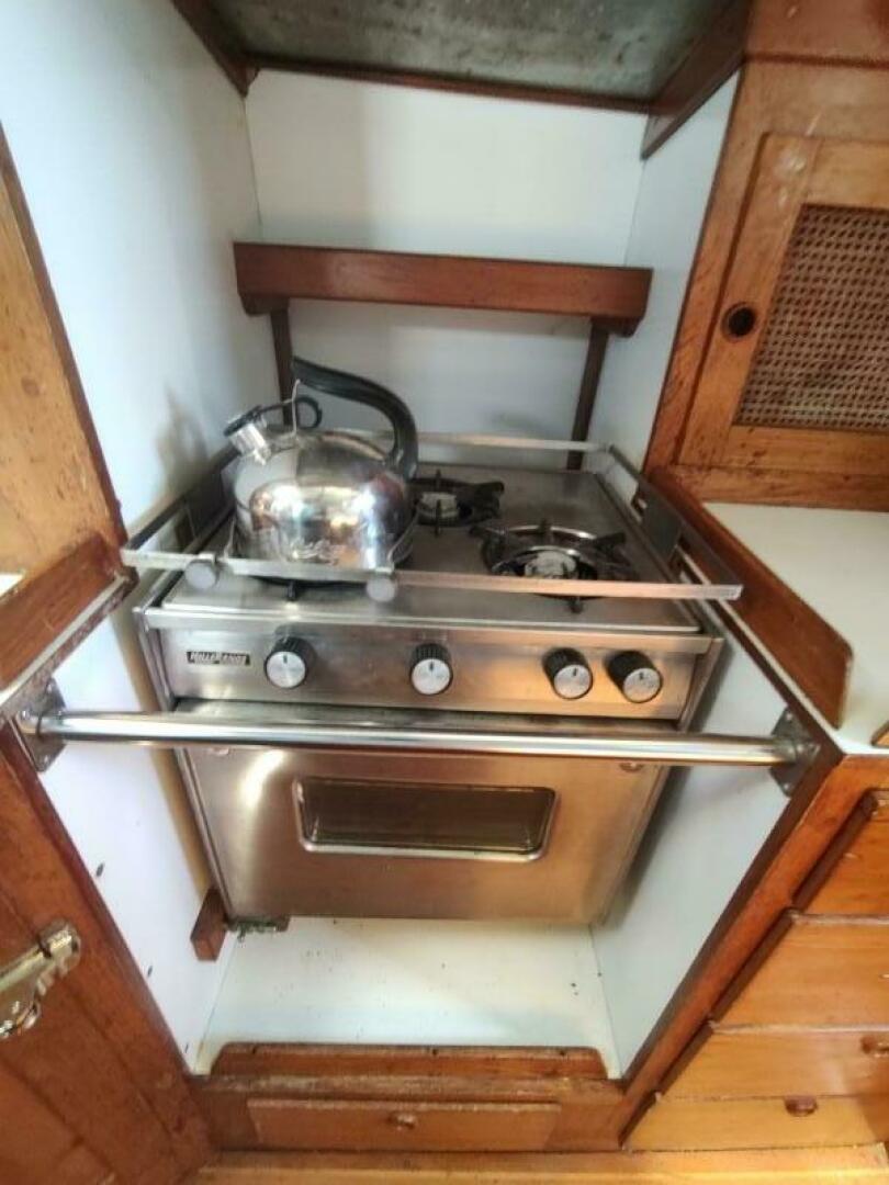 Vi 44ft Alden Yacht For Sale