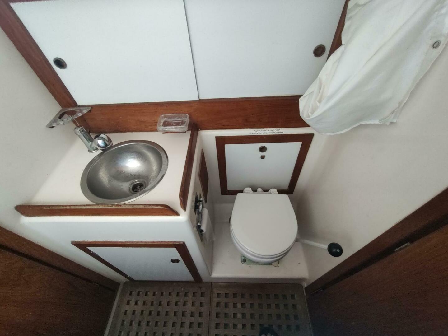 Vi 44ft Alden Yacht For Sale