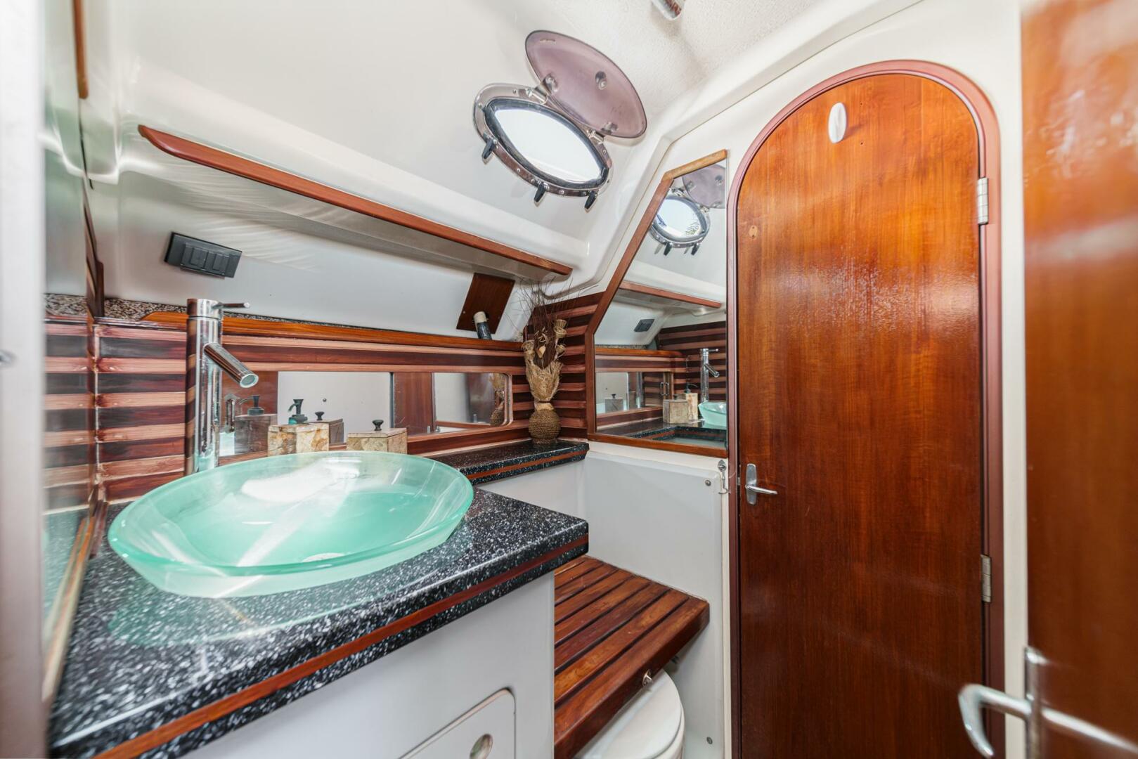 Orion 37ft Hunter Yacht For Sale