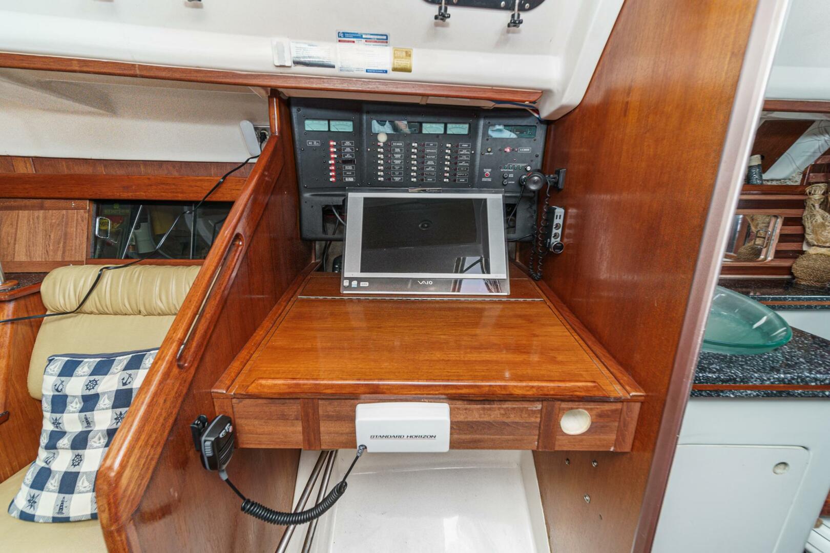 Orion 37ft Hunter Yacht For Sale