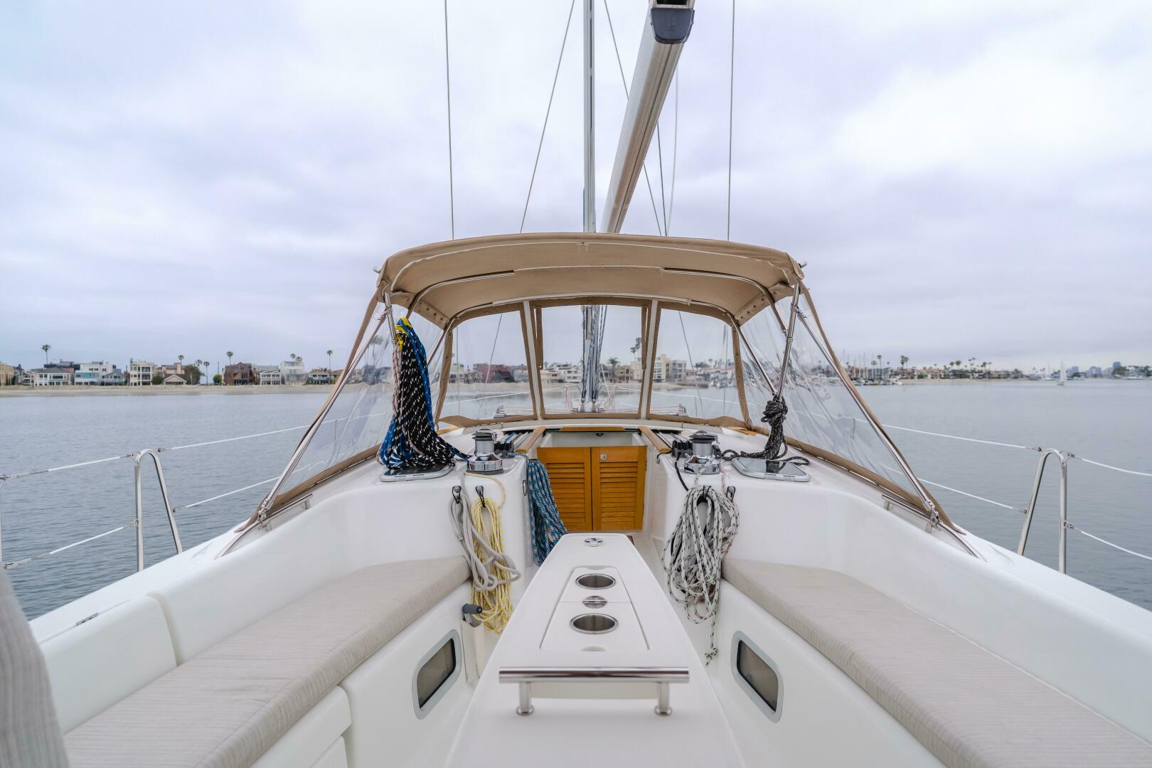 Skyfall 49ft Beneteau Yacht For Sale