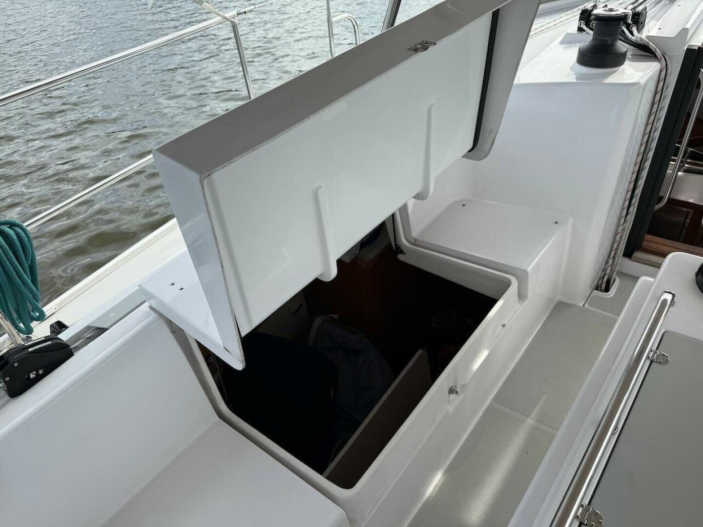 Picture Perfect 43ft Catalina Yacht For Sale