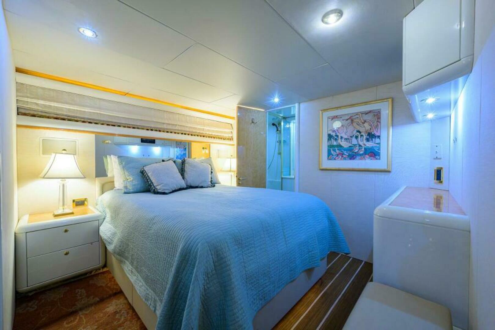 LOST TEXAN 80ft Lazzara Yachts Yacht For Sale