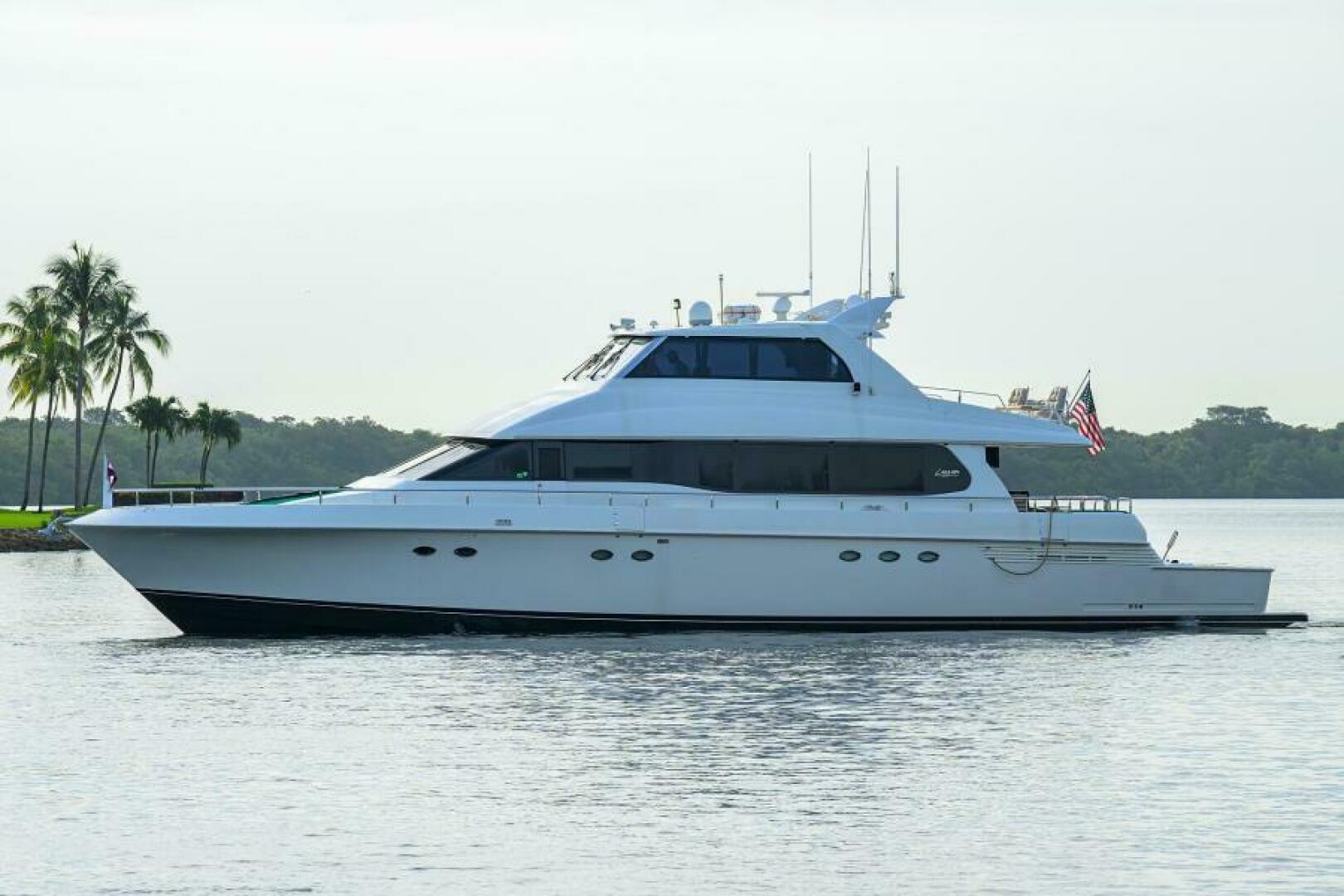 LOST TEXAN 80ft Lazzara Yachts Yacht For Sale