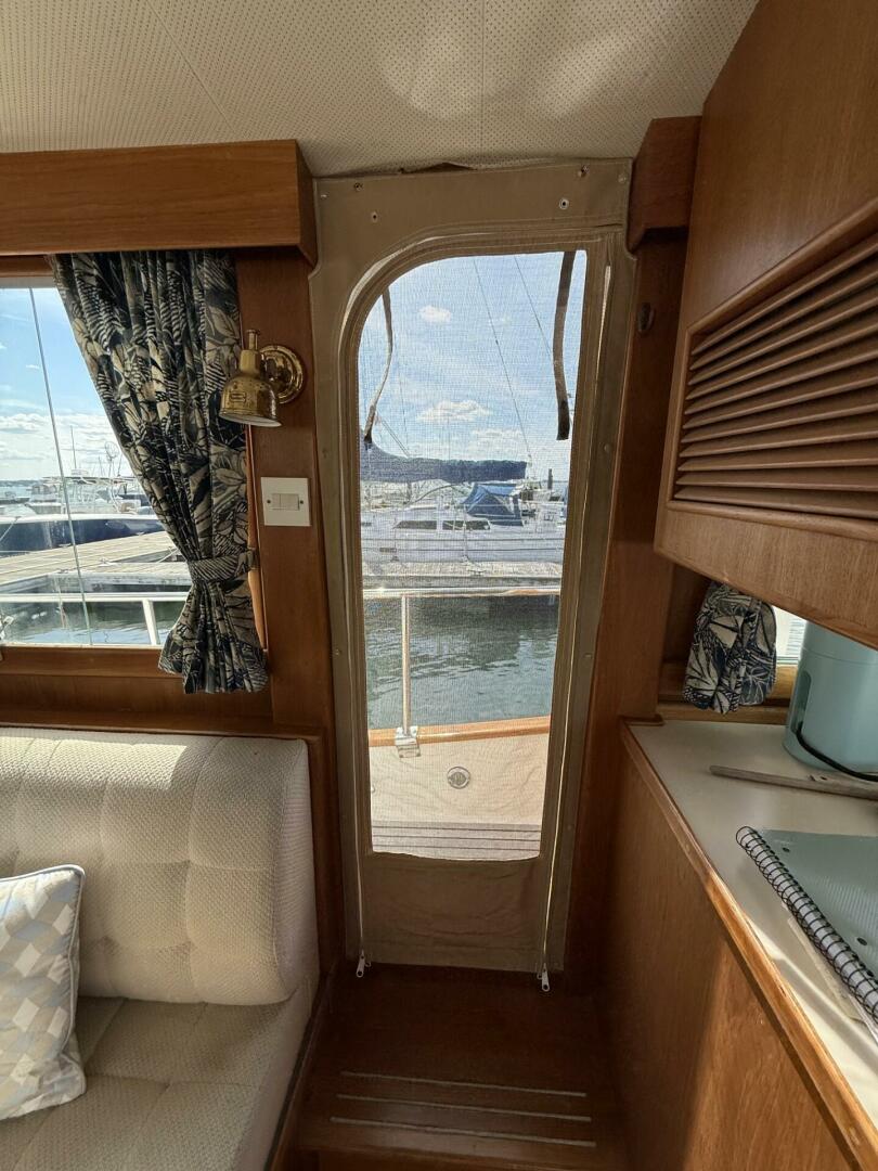 42ft Grand Banks Yacht For Sale