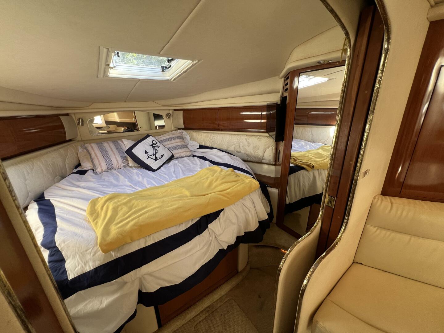 Grace on the Luce 36ft Sea Ray Yacht For Sale