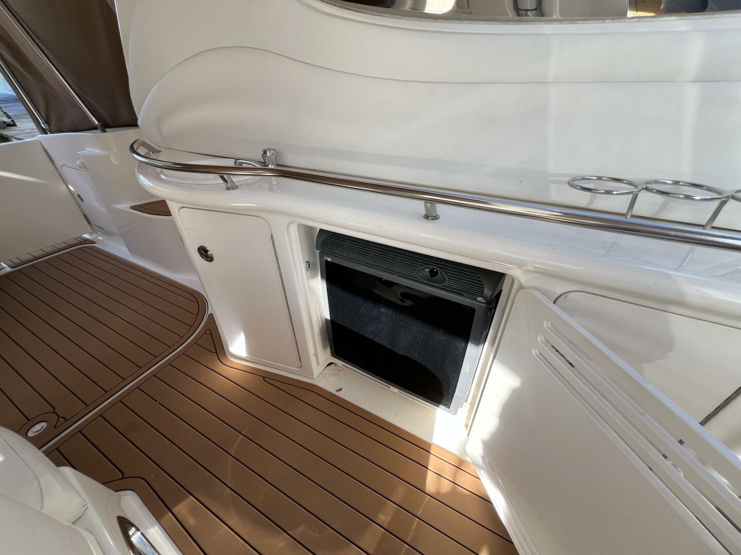 Grace on the Luce 36ft Sea Ray Yacht For Sale