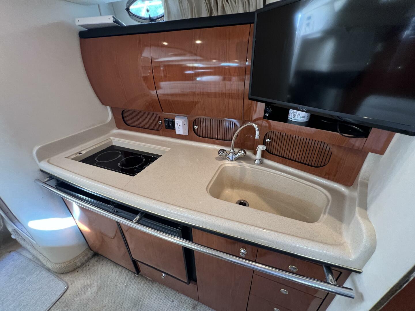 Grace on the Luce 36ft Sea Ray Yacht For Sale