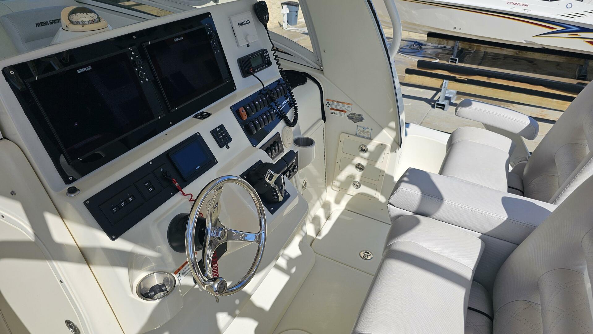 Triple 2024 Yamaha 425 s 35ft Hydra Sports Yacht For Sale