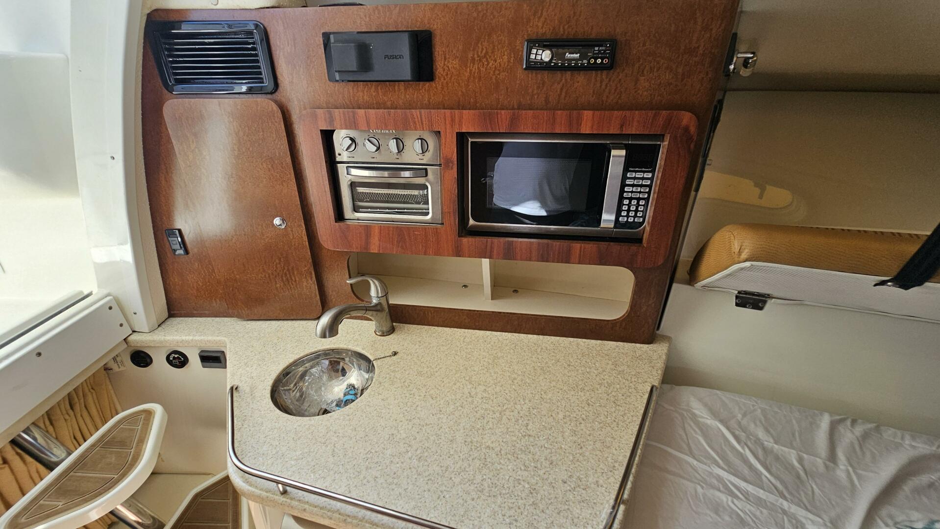 Triple 2024 Yamaha 425 s 35ft Hydra Sports Yacht For Sale