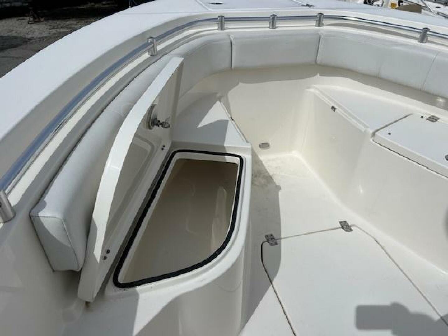 See the light 24ft Cobia Yacht For Sale