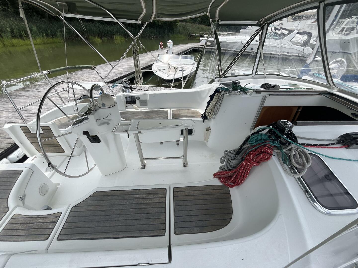 Autumn 42ft Beneteau Yacht For Sale Autumn 42ft Beneteau Yacht For Sale