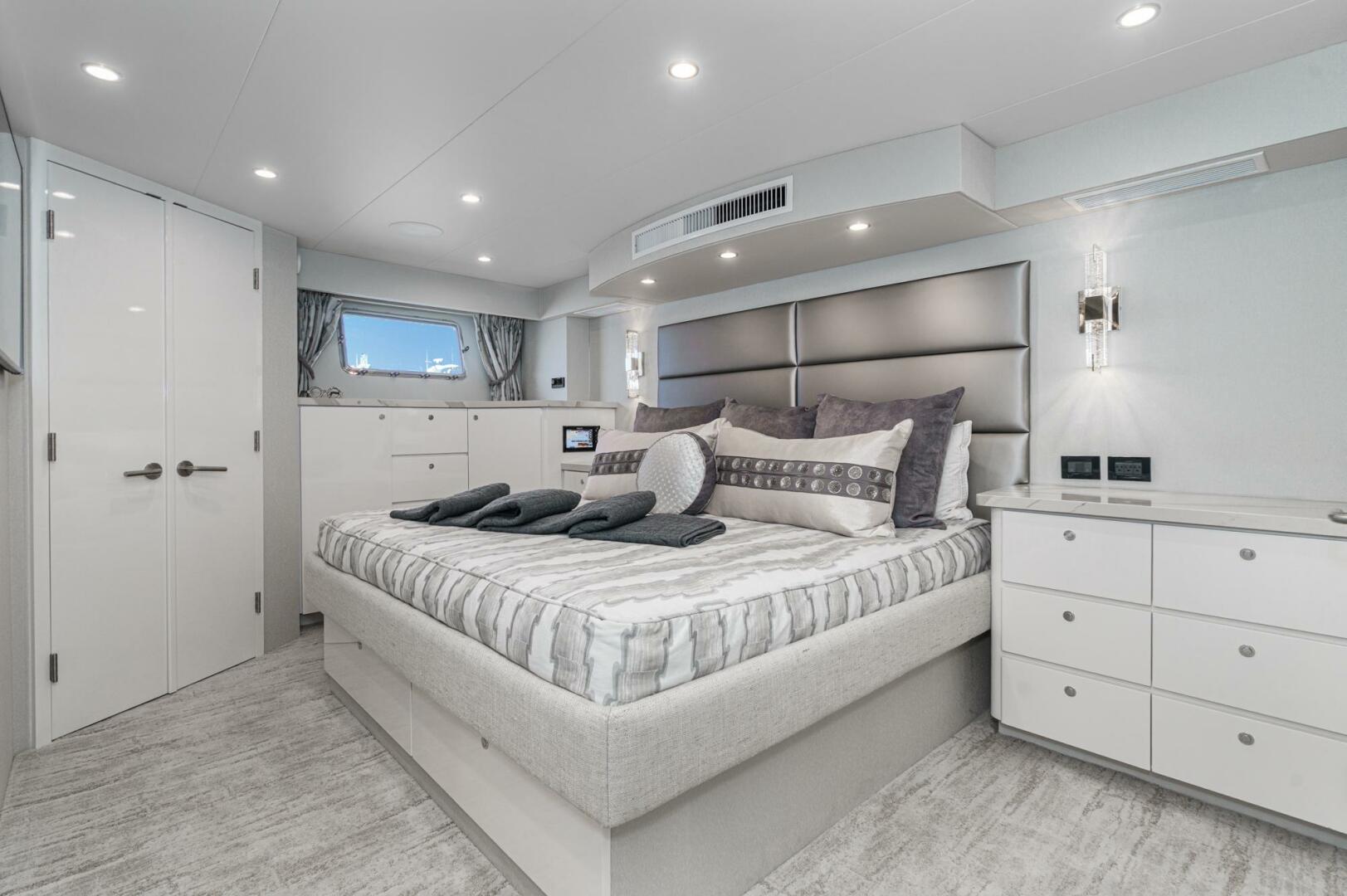 ECHOES 82ft Northcoast Yacht For Sale ECHOES 82ft Northcoast Yacht For Sale