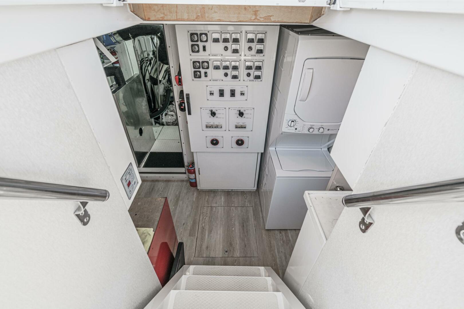 ECHOES 82ft Northcoast Yacht For Sale ECHOES 82ft Northcoast Yacht For Sale