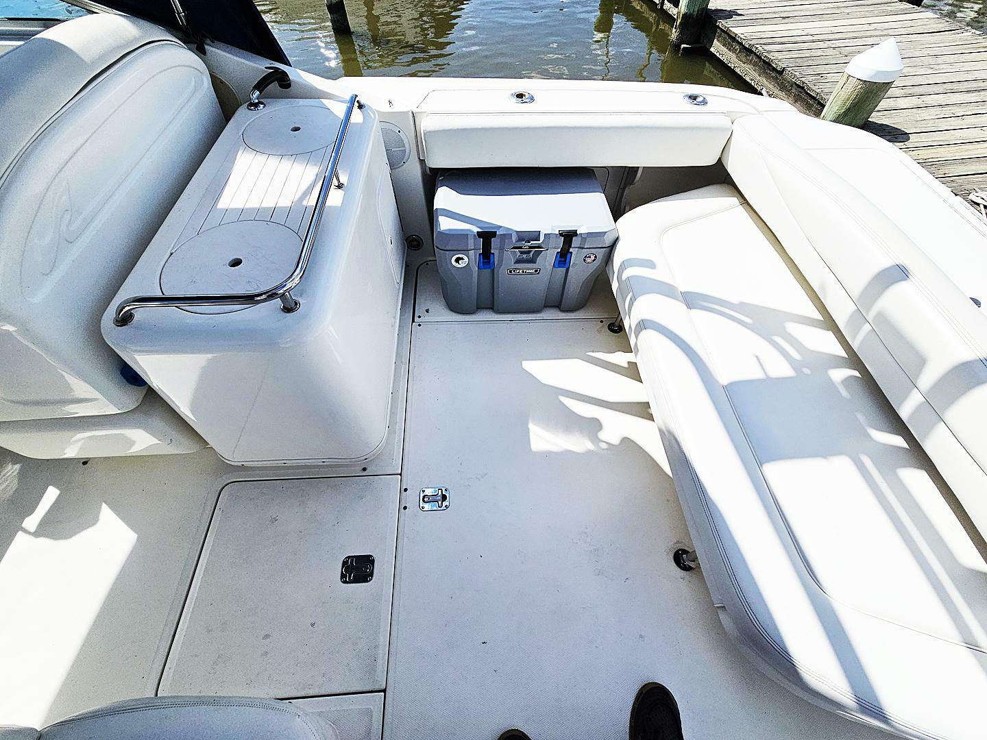 ZOTT S YOTT 29ft Sea Ray Yacht For Sale
