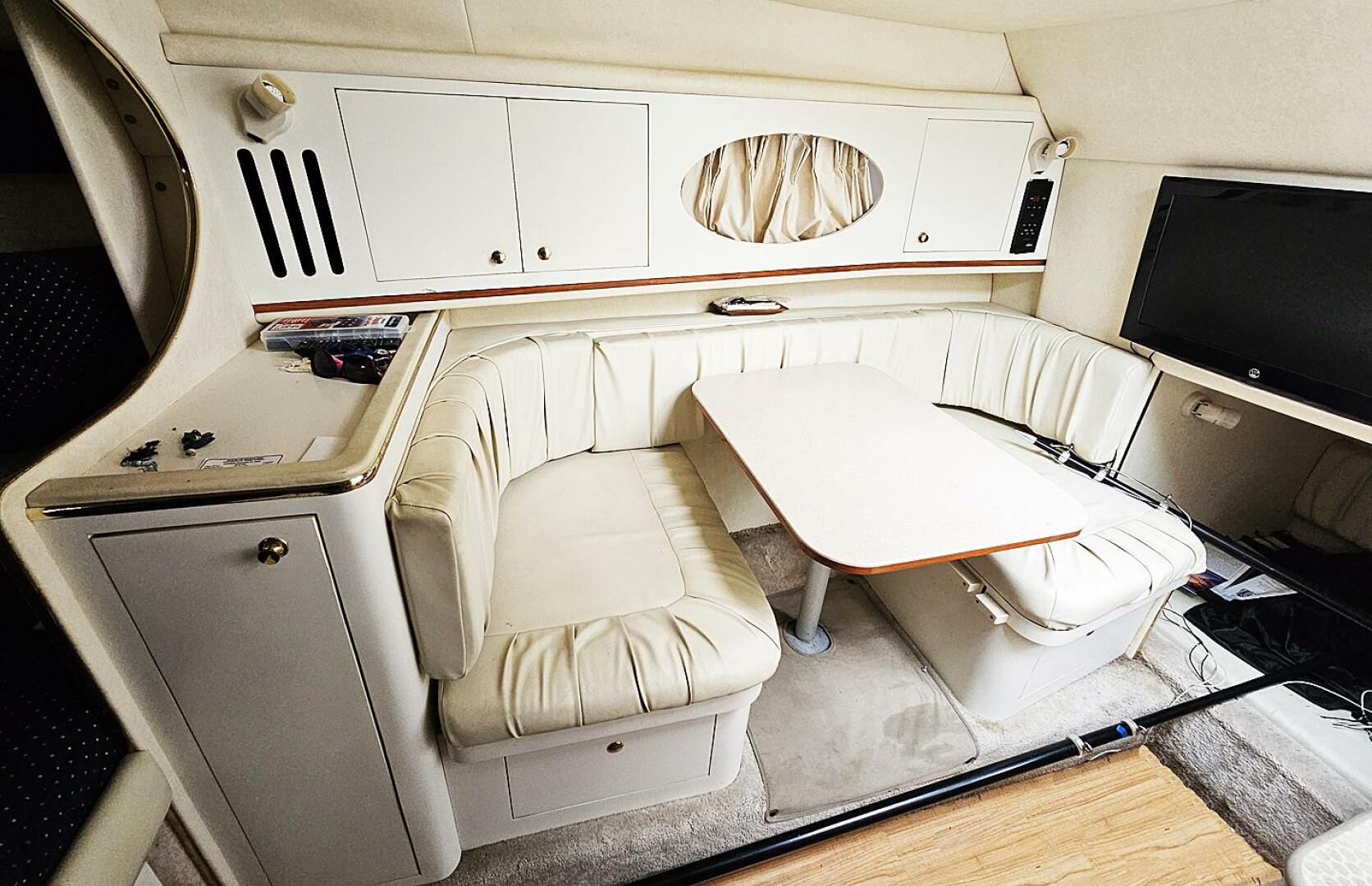ZOTT S YOTT 29ft Sea Ray Yacht For Sale