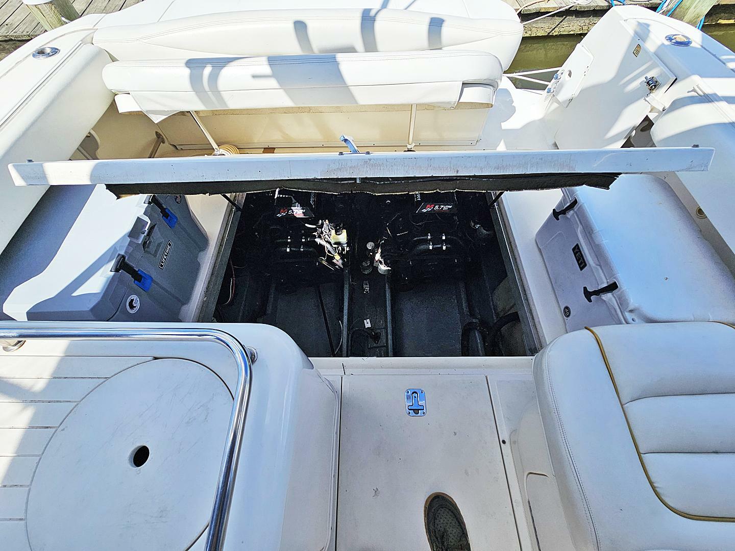 ZOTT S YOTT 29ft Sea Ray Yacht For Sale