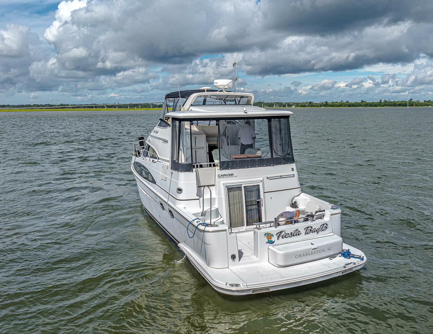 FIESTA BAYB 44ft Carver Yacht For Sale