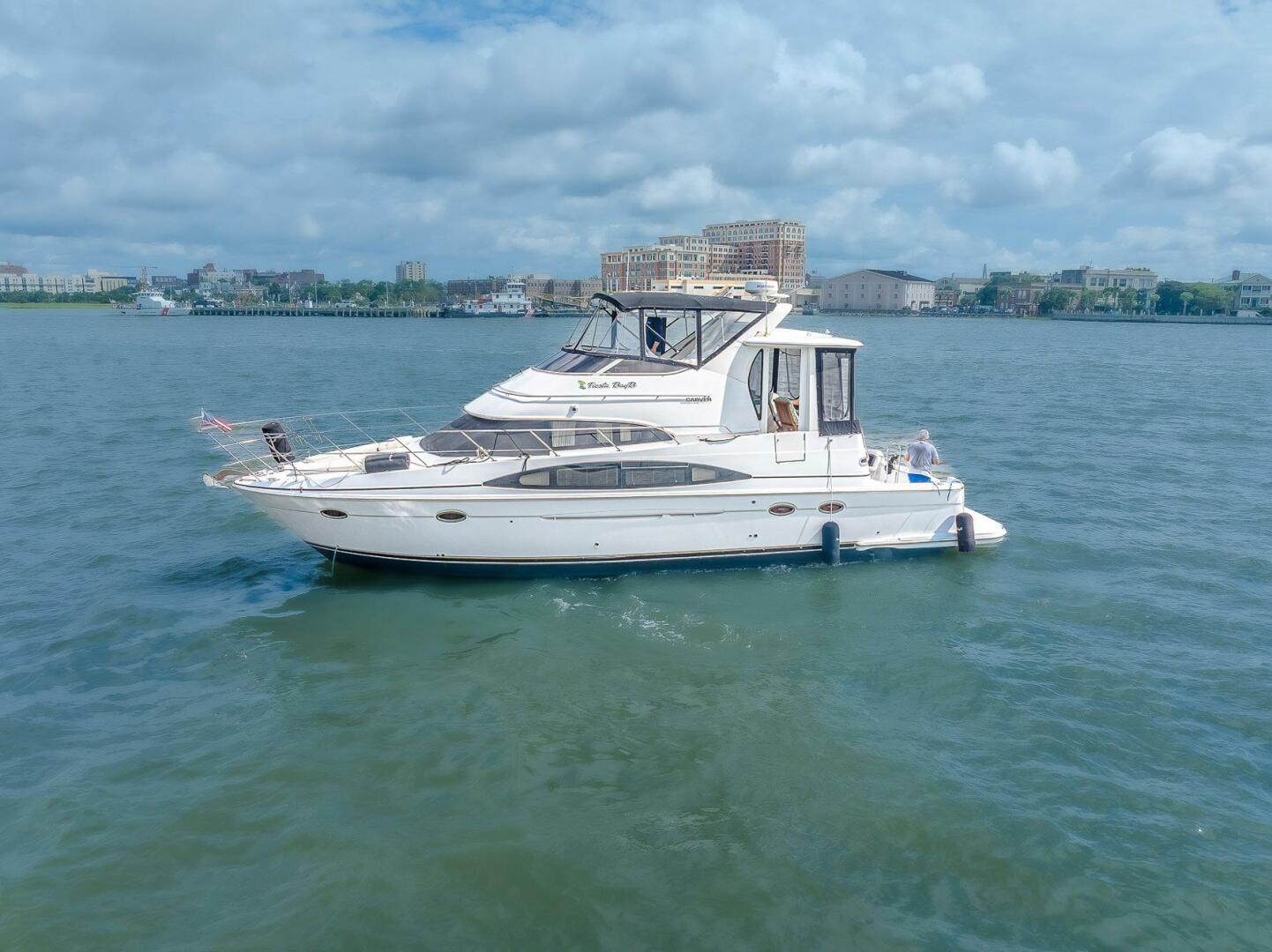 FIESTA BAYB 44ft Carver Yacht For Sale