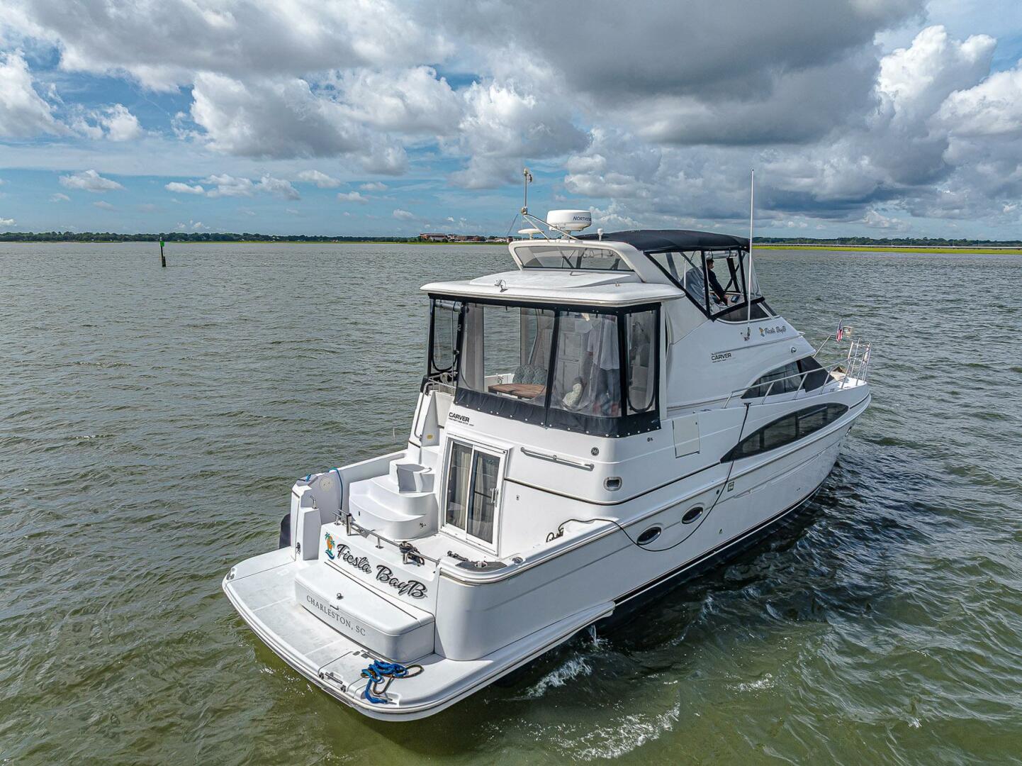 FIESTA BAYB 44ft Carver Yacht For Sale