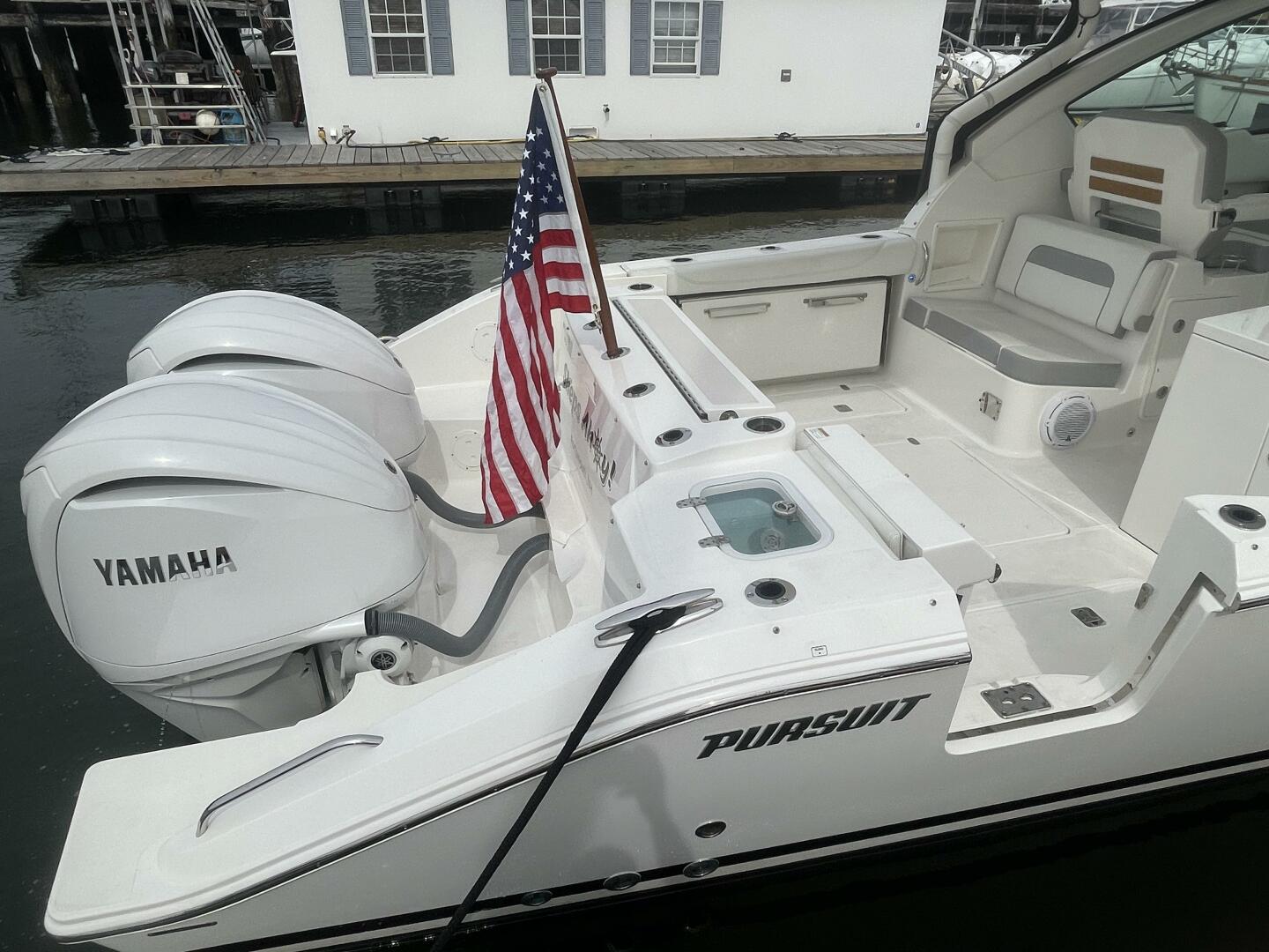 Shep s Ahoy 32ft Pursuit Yacht For Sale