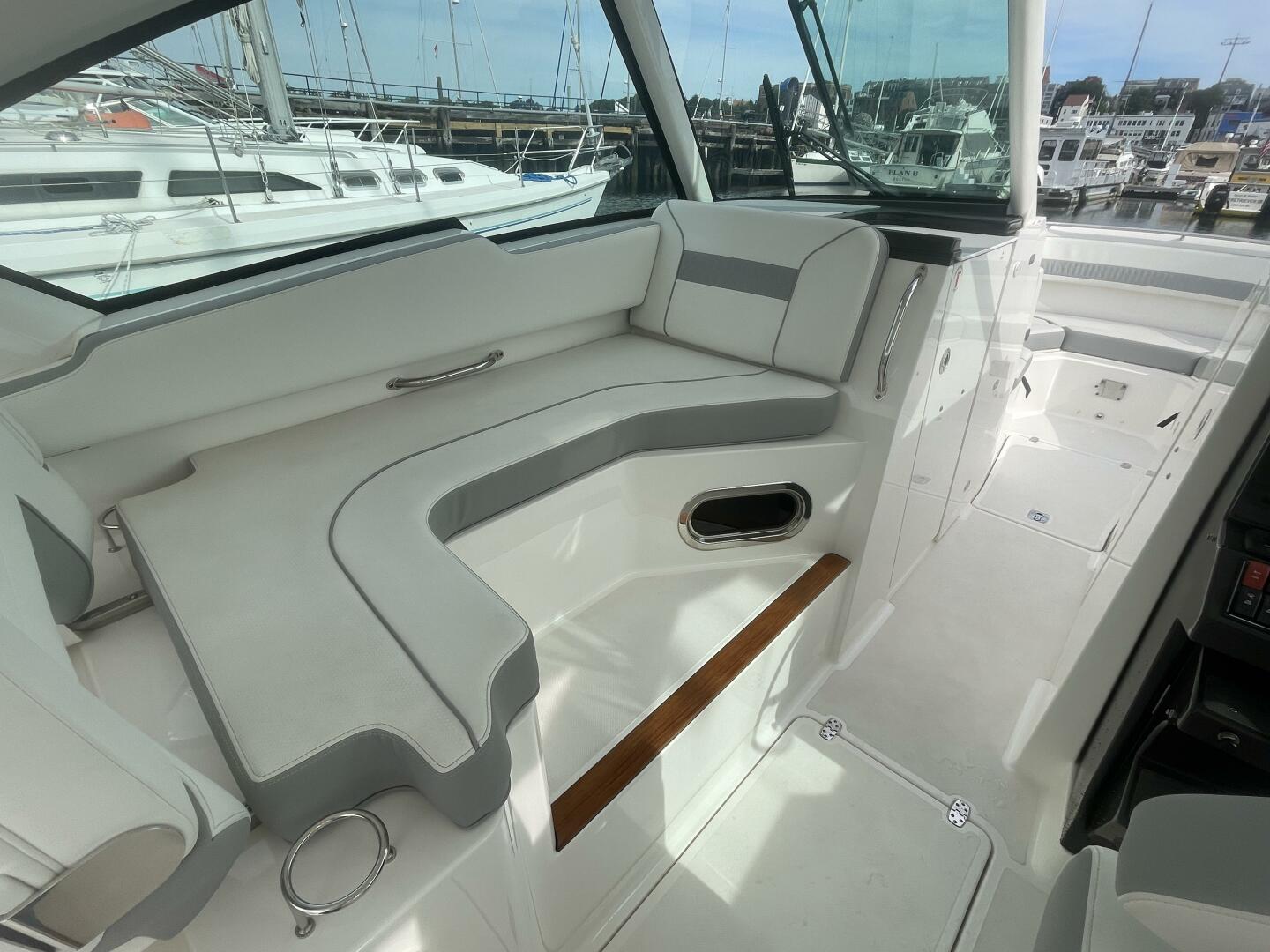 Shep s Ahoy 32ft Pursuit Yacht For Sale