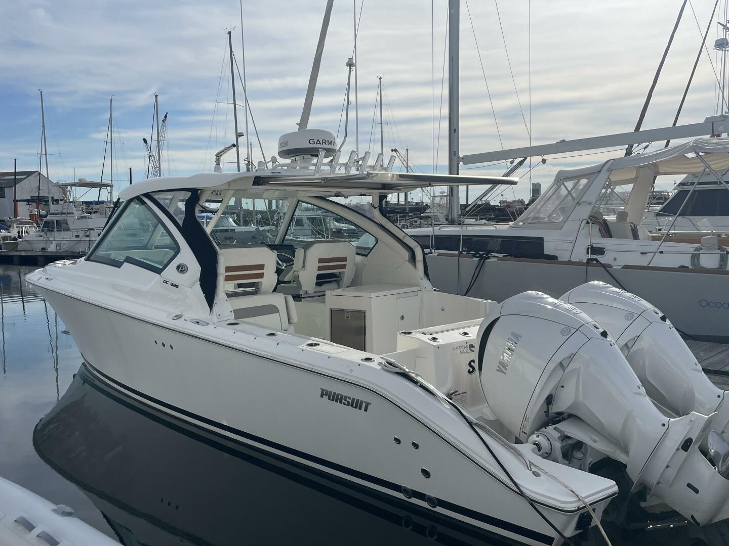 Shep s Ahoy 32ft Pursuit Yacht For Sale