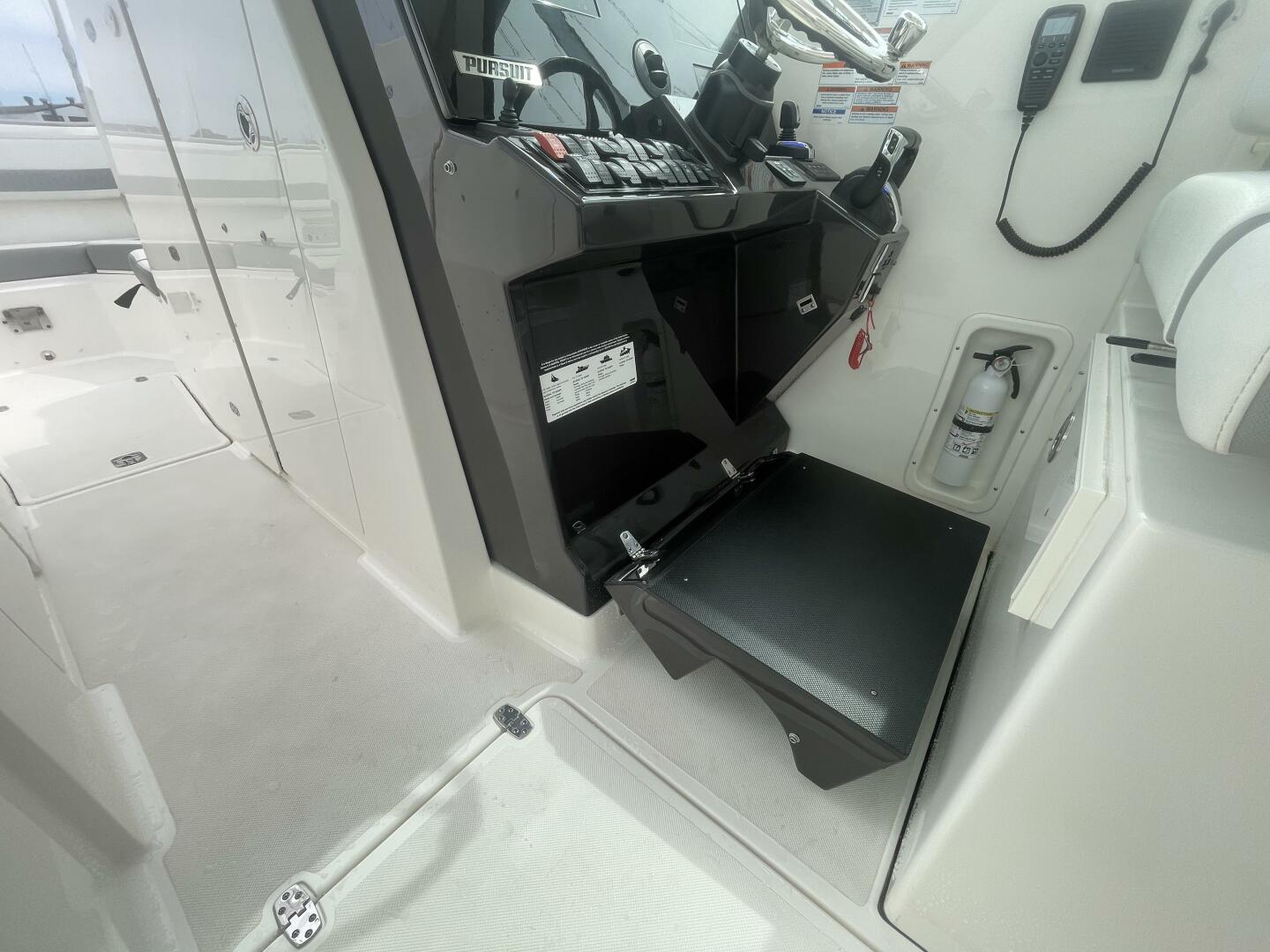 Shep s Ahoy 32ft Pursuit Yacht For Sale
