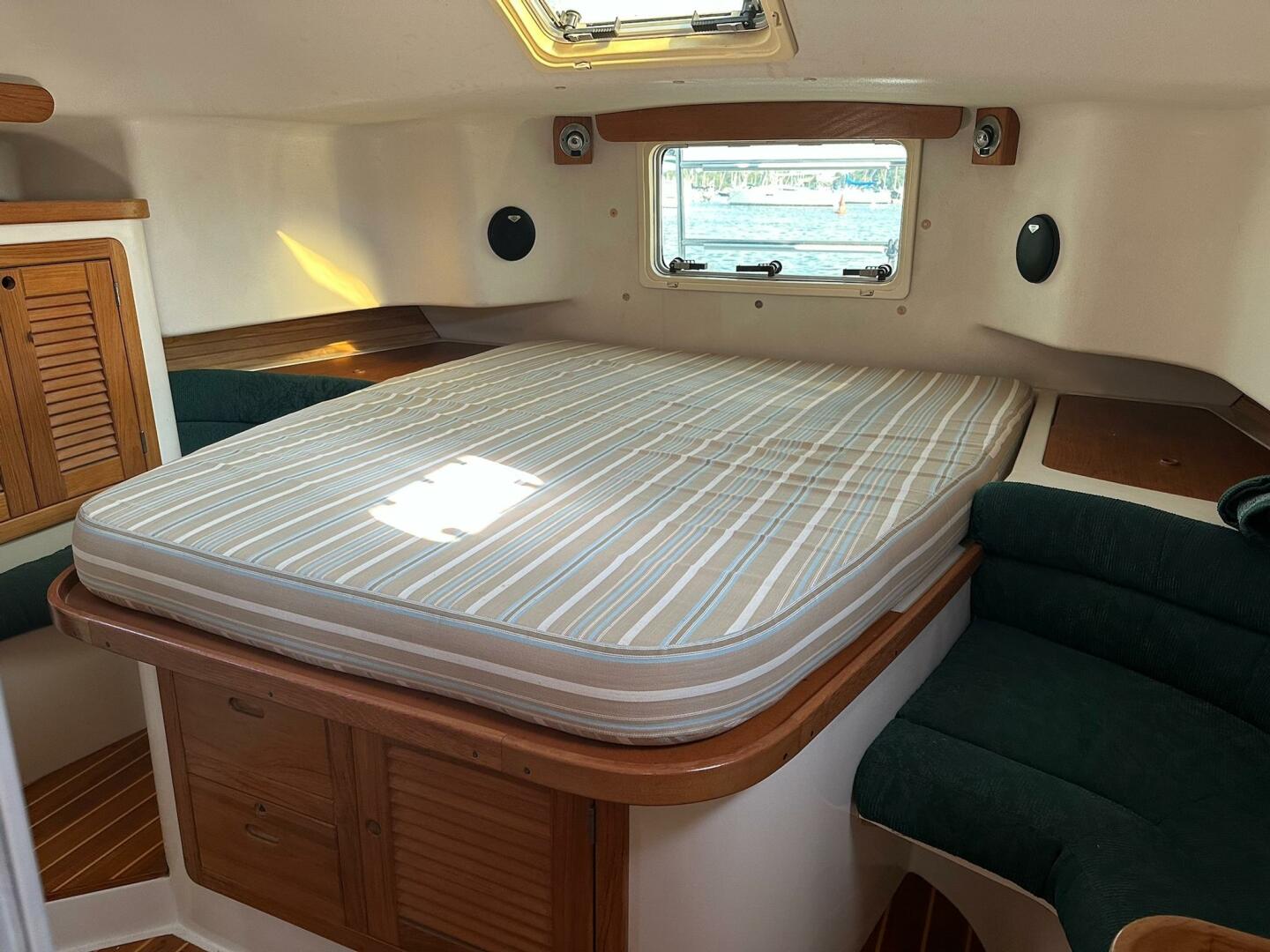 38ft Catalina Morgan Yacht For Sale