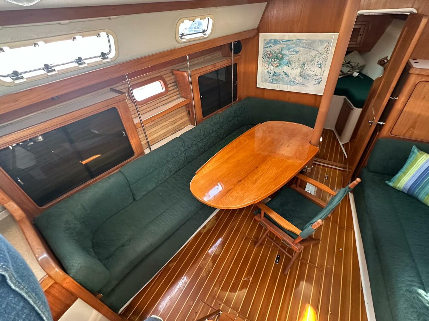 38ft Catalina Morgan Yacht For Sale