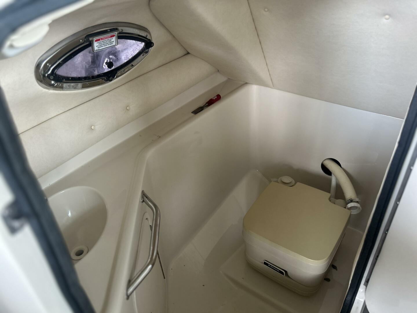 24ft Sea Ray Yacht For Sale
