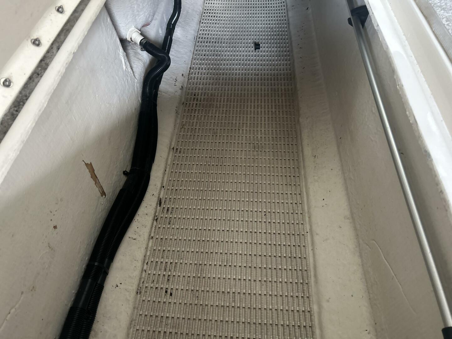24ft Sea Ray Yacht For Sale