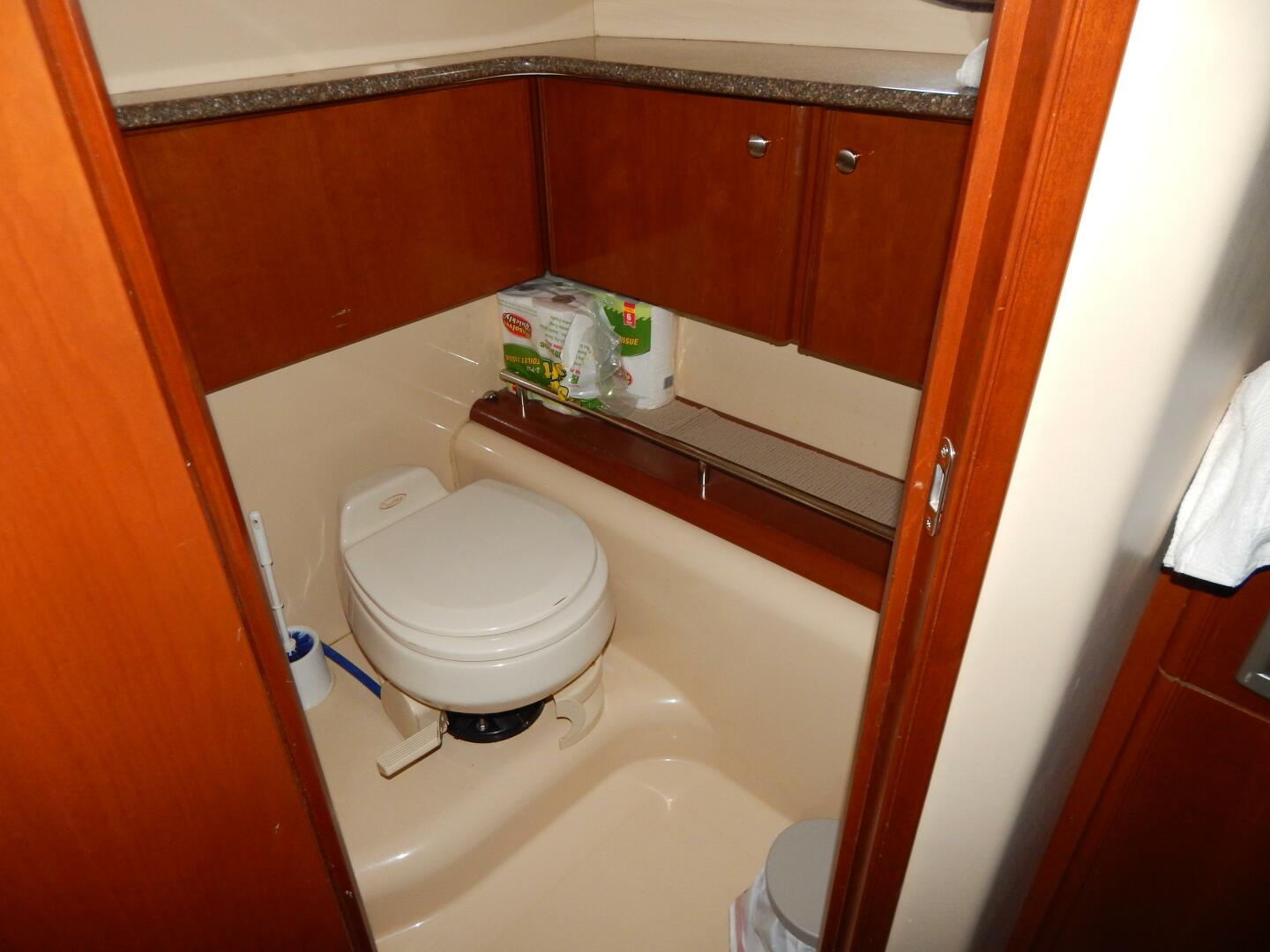 Still Chyl n 42ft Meridian Yacht For Sale