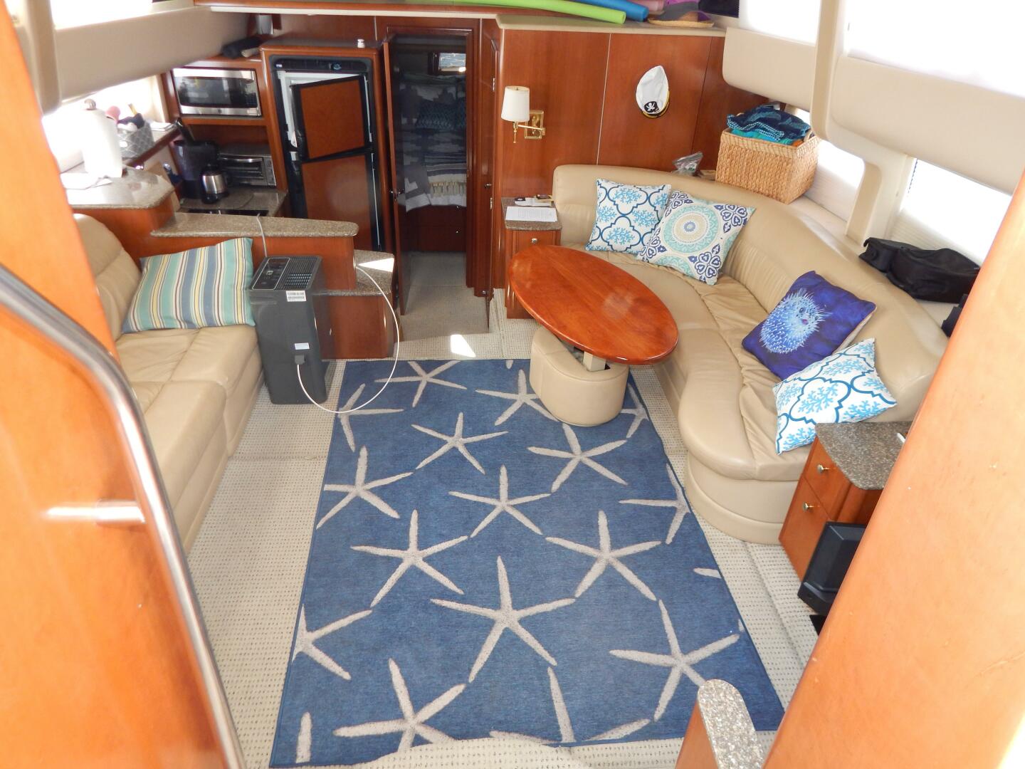 Still Chyl n 42ft Meridian Yacht For Sale