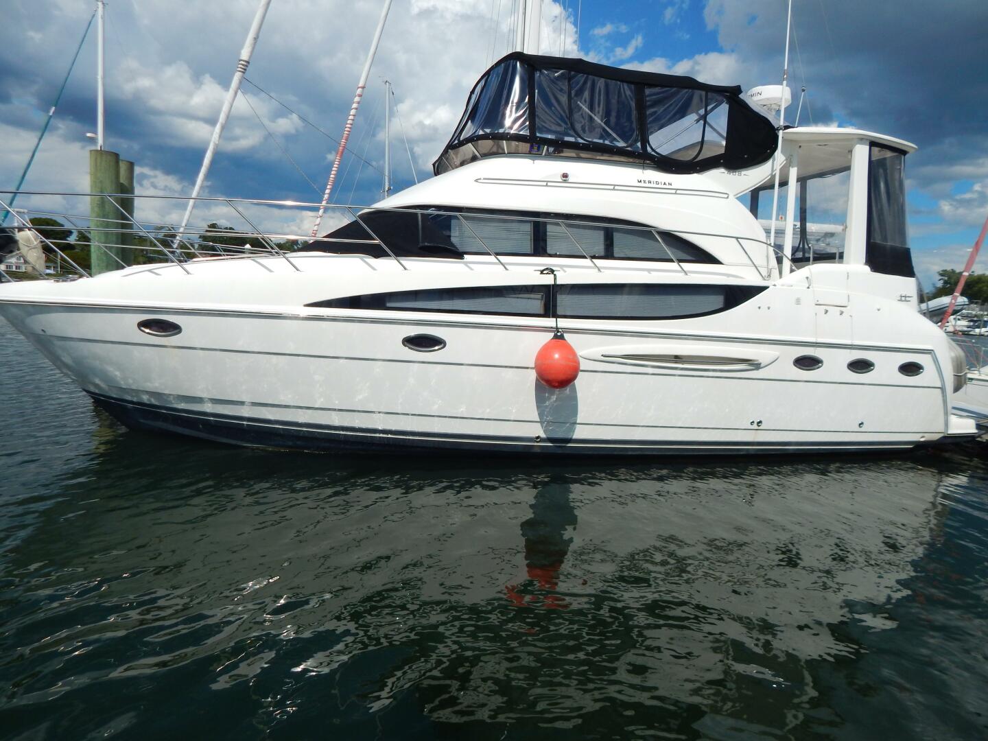 Still Chyl n 42ft Meridian Yacht For Sale
