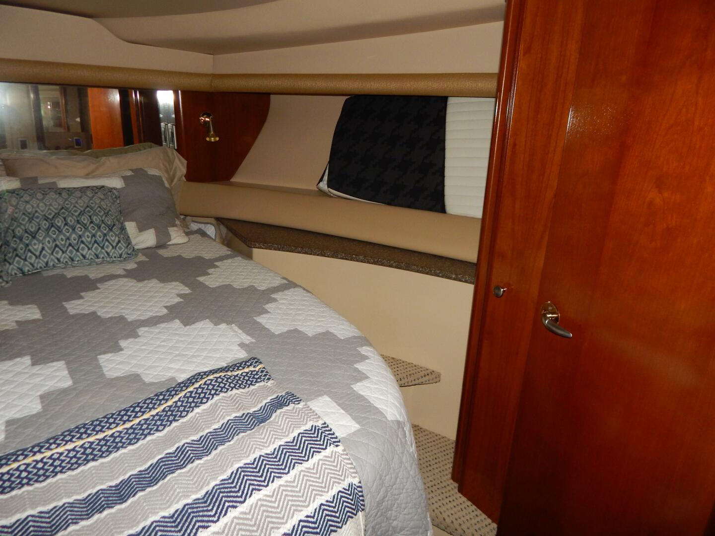 Still Chyl n 42ft Meridian Yacht For Sale