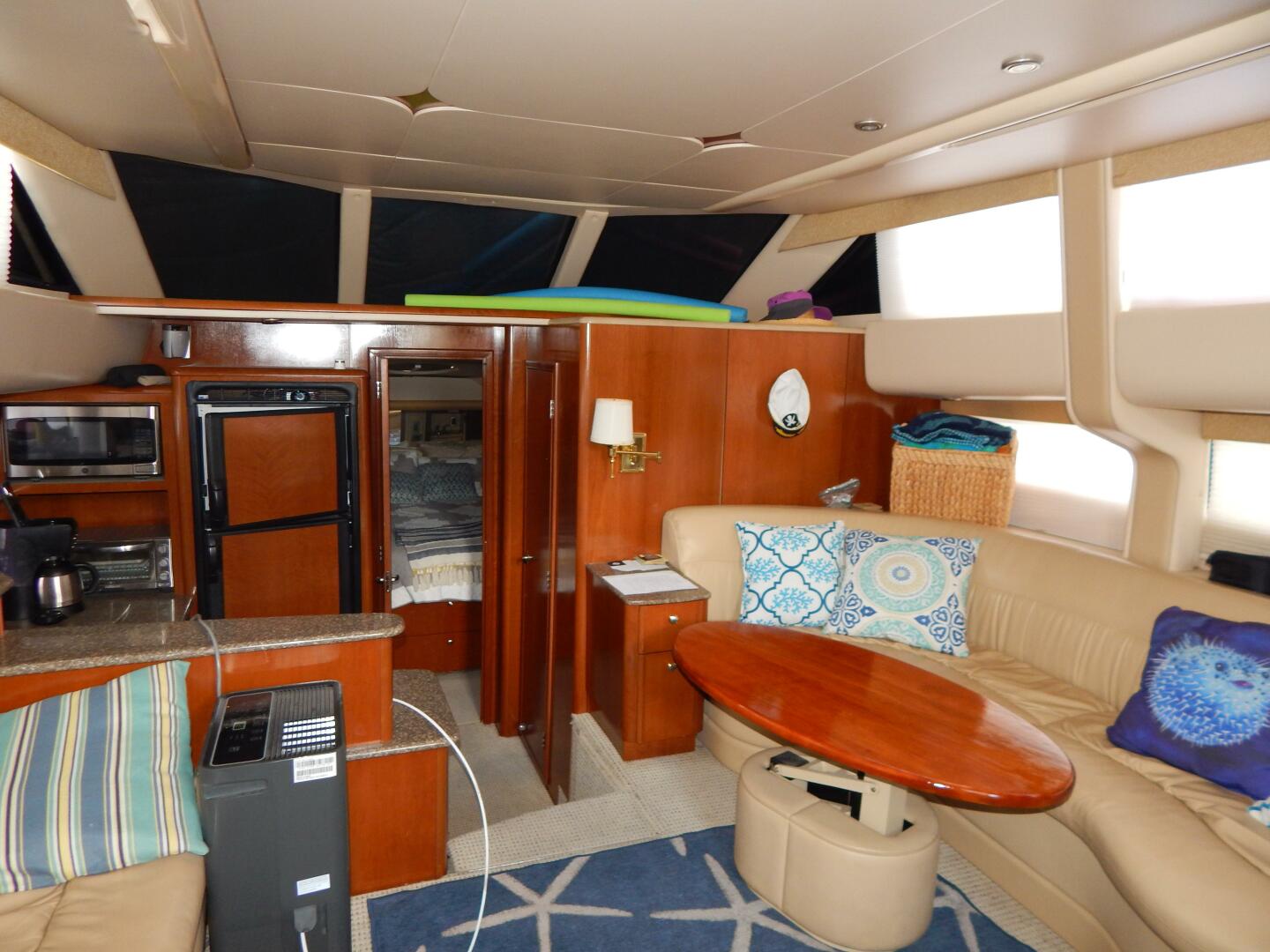 Still Chyl n 42ft Meridian Yacht For Sale