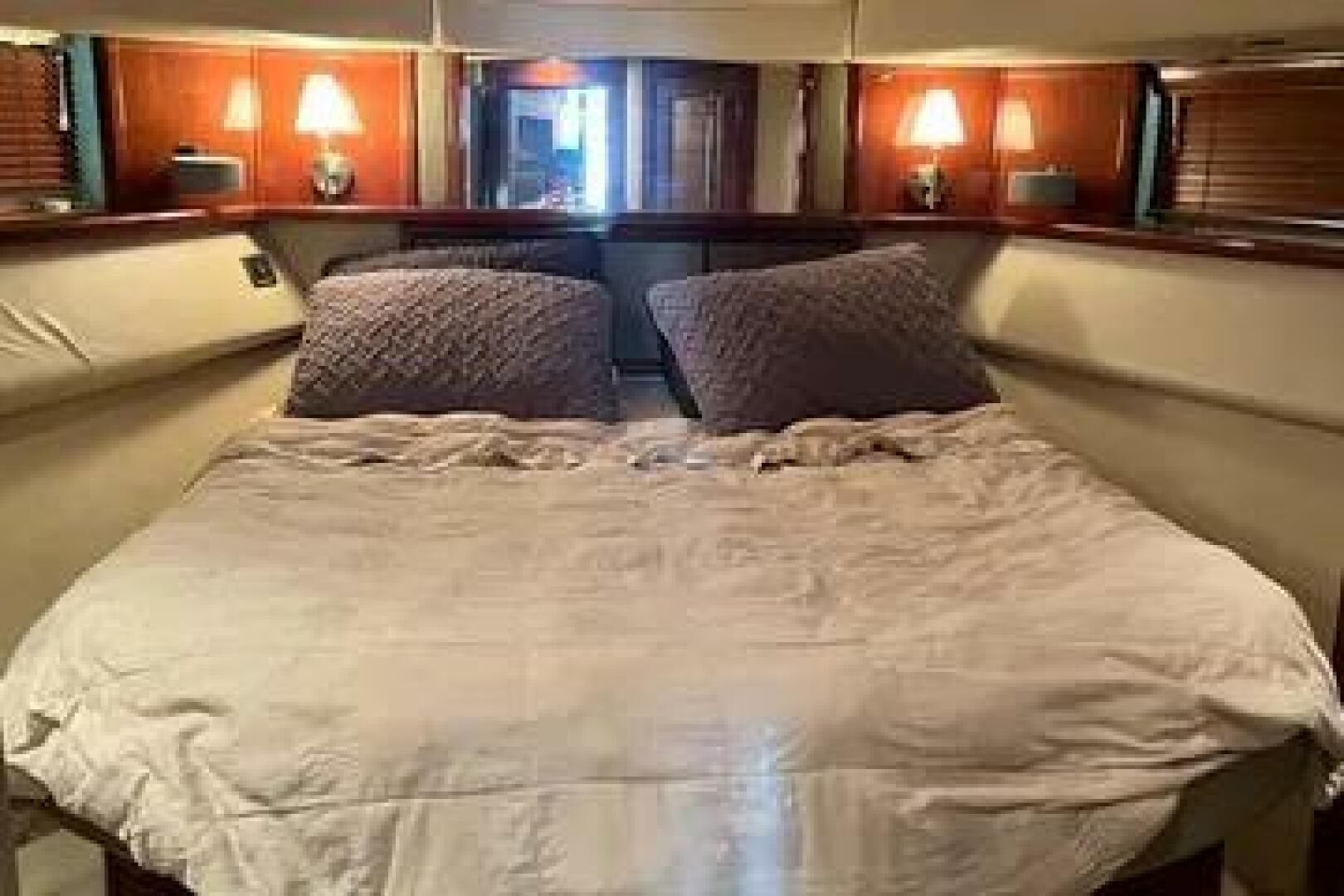 52ft Sea Ray Yacht For Sale