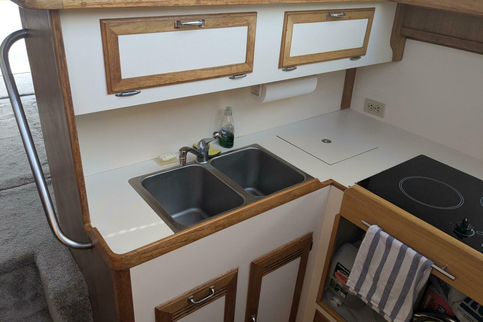 Vintage 36ft Cape Dory Yacht For Sale