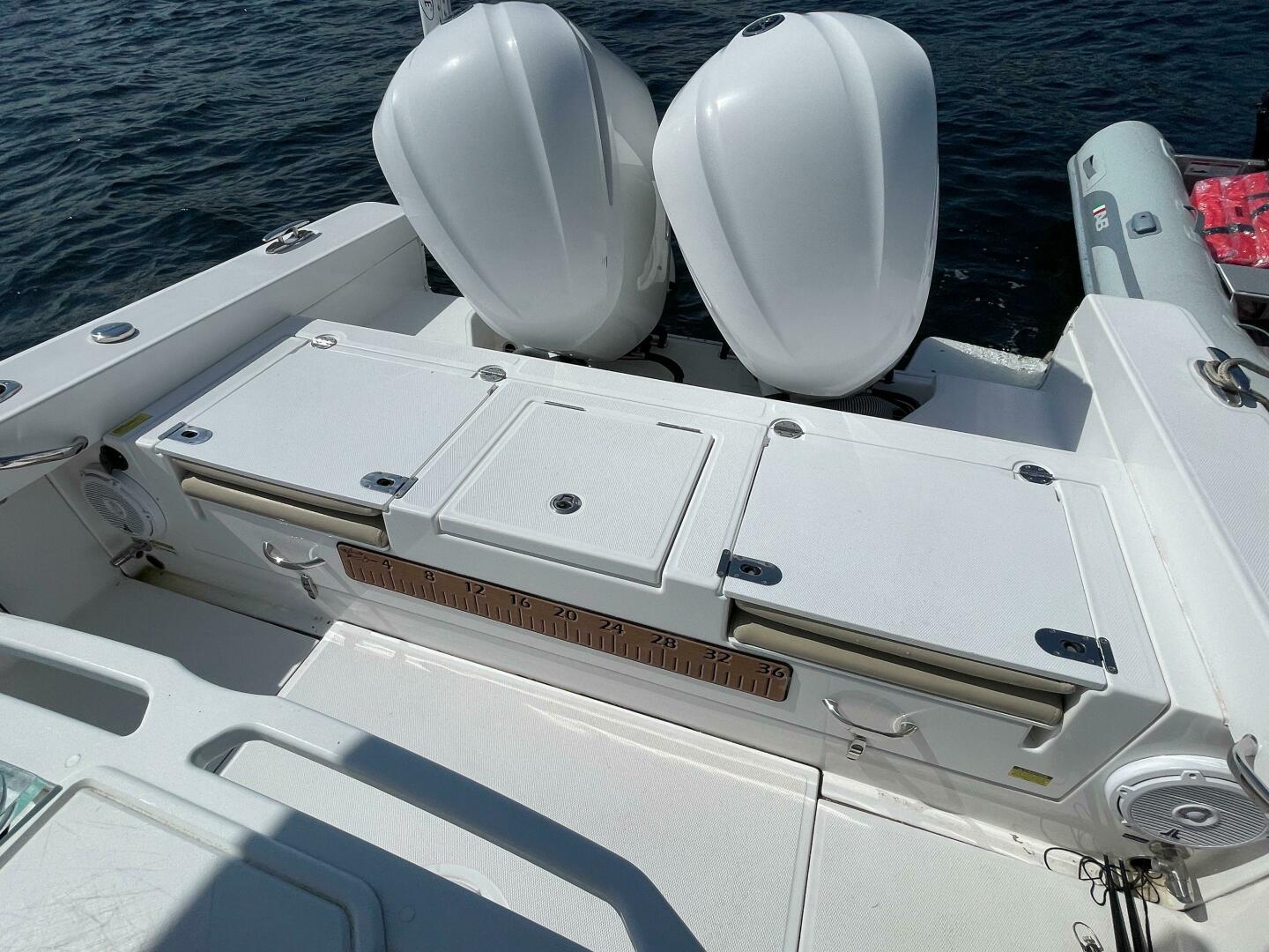 27ft Everglades Yacht For Sale