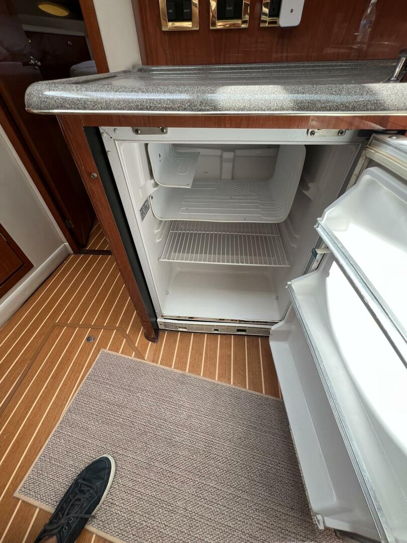 Just One More 42ft Sea Ray Yacht For Sale