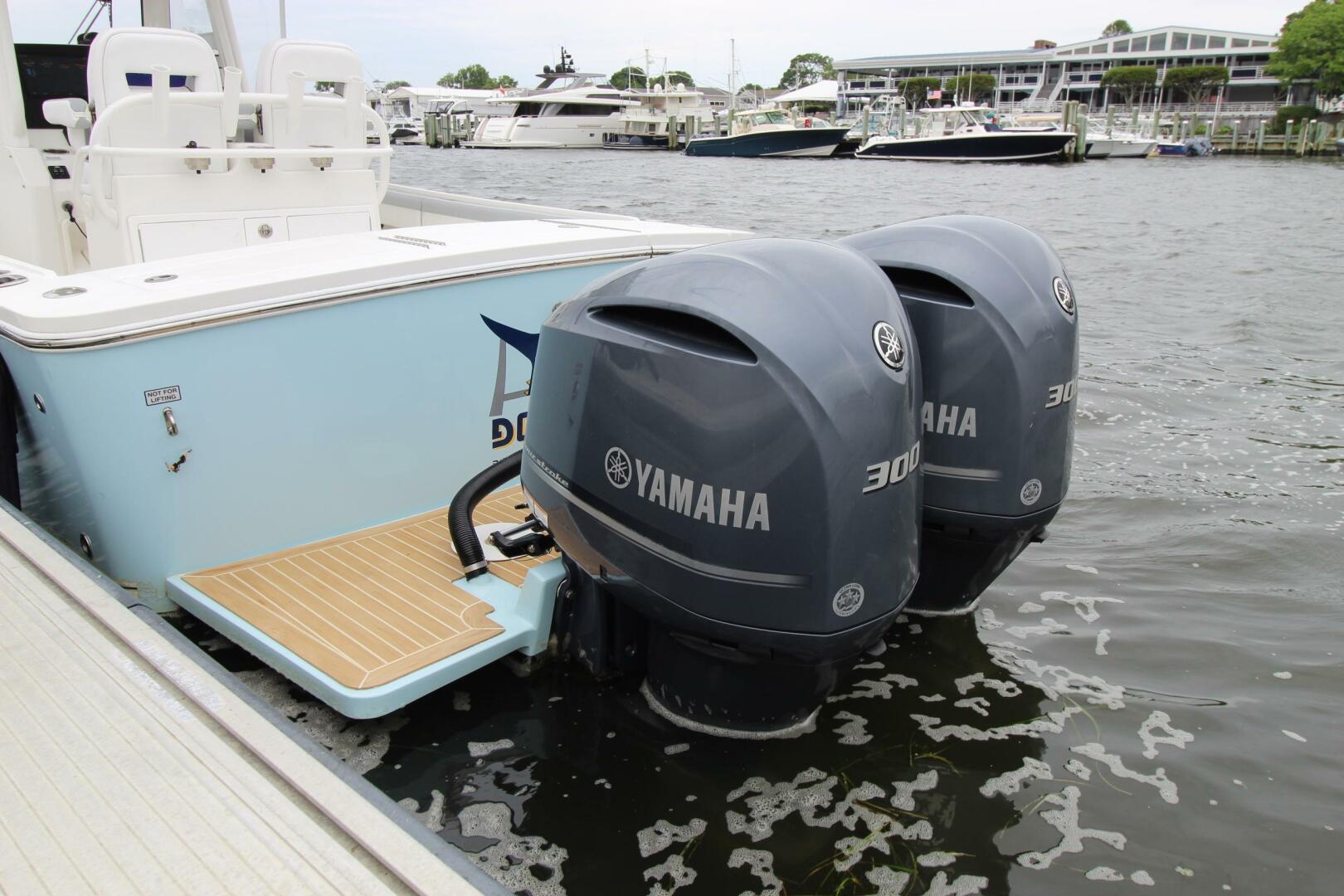 28ft Regulator Yacht For Sale