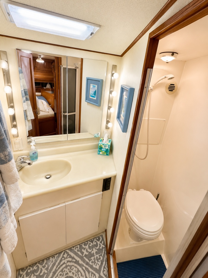 Lady E 35ft Viking Yacht For Sale