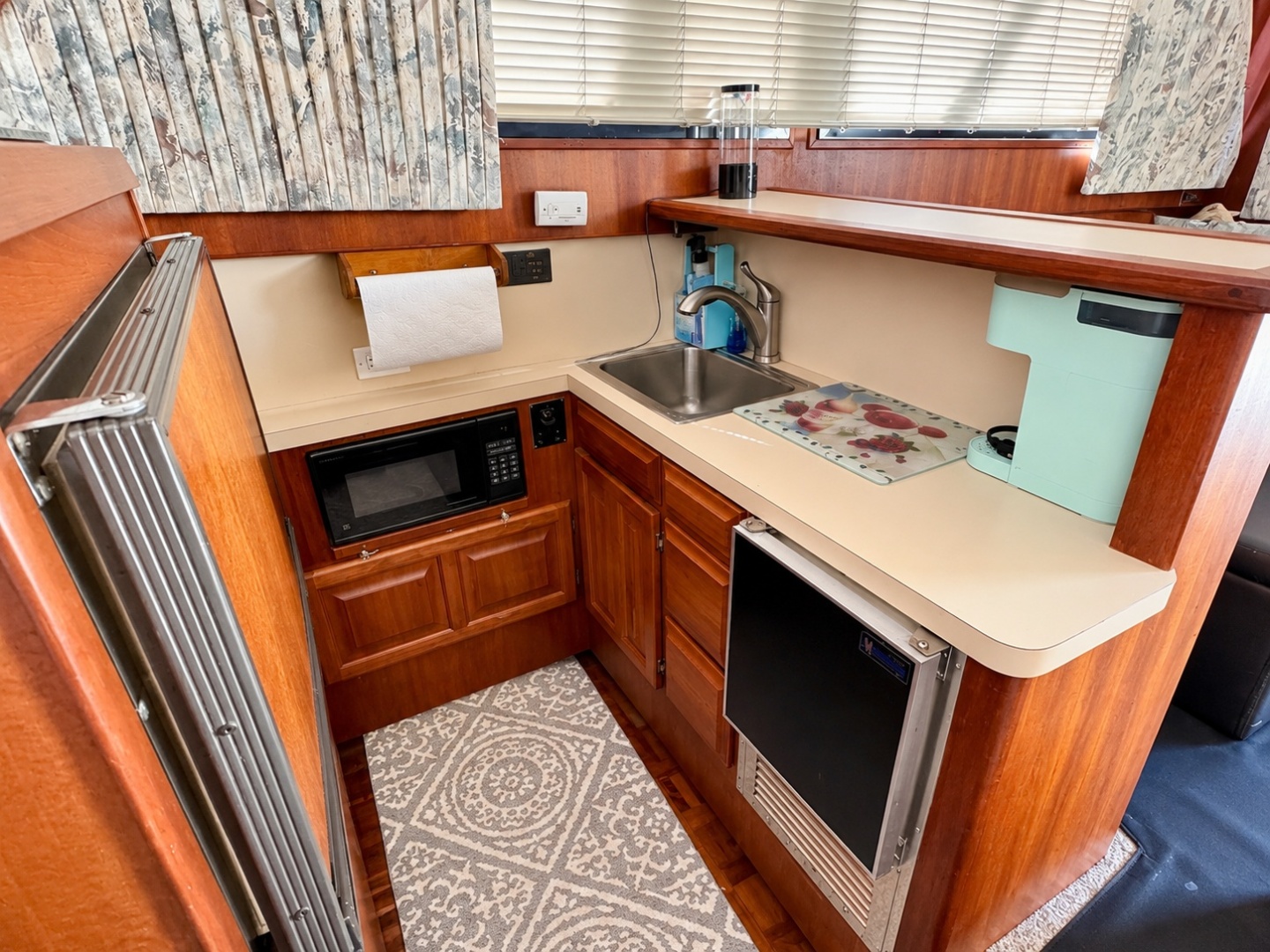 Lady E 35ft Viking Yacht For Sale