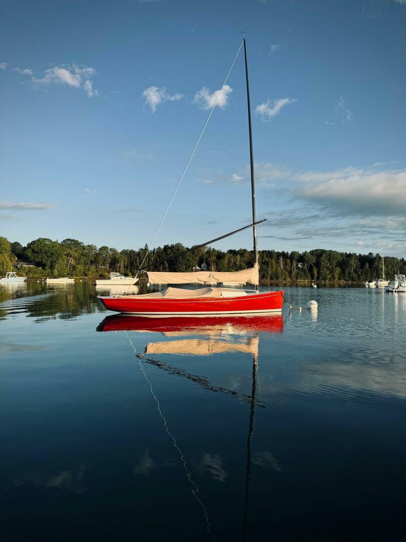 LA LUNA 22ft Custom Yacht For Sale