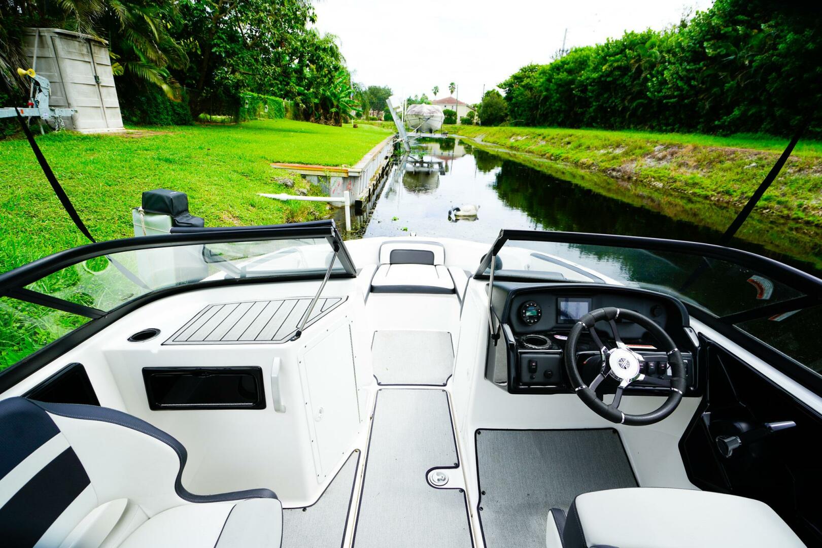 19ft Yamaha Boats Yacht For Sale