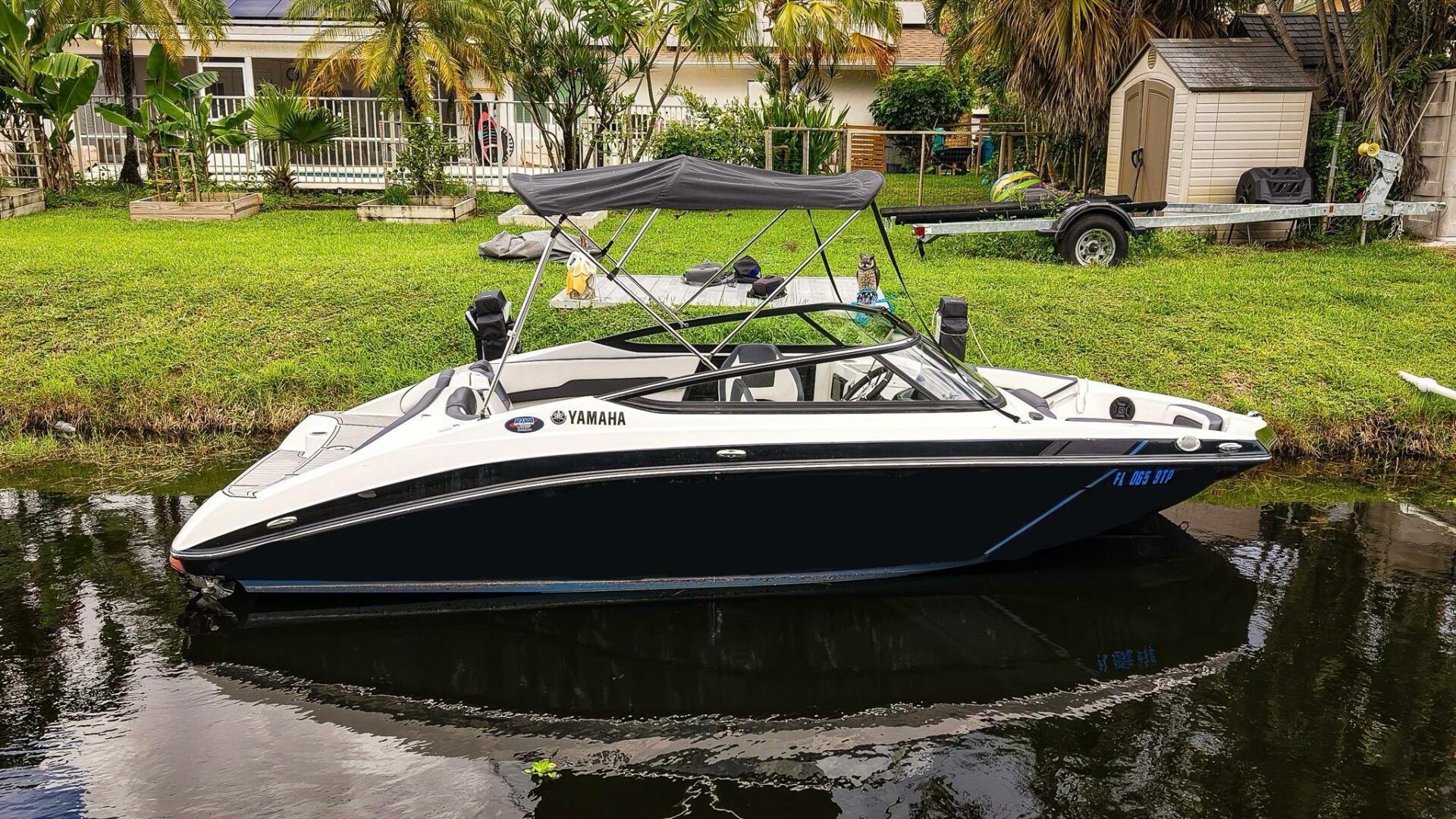 19ft Yamaha Boats Yacht For Sale