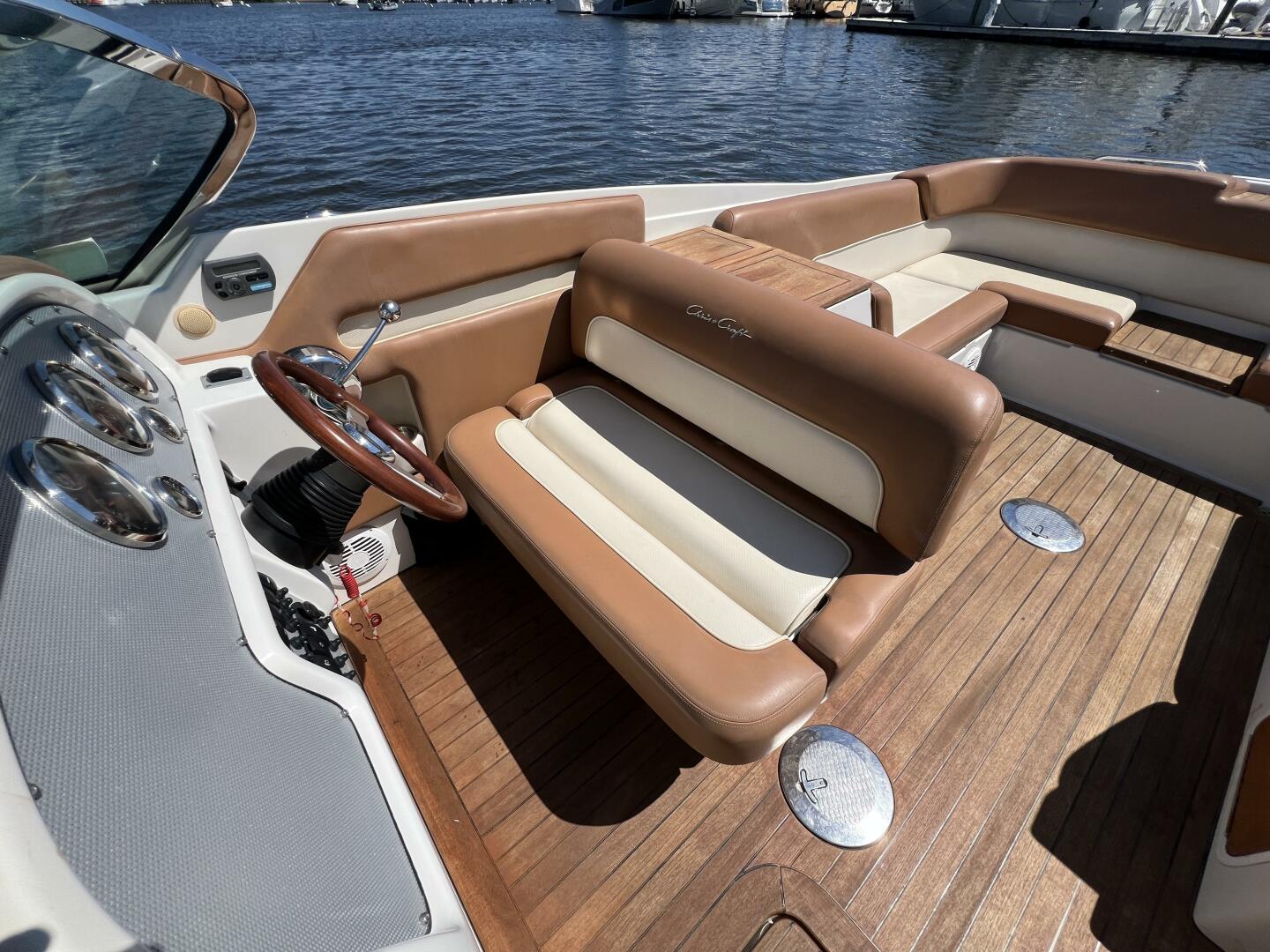 28ft Chris Craft Yacht For Sale