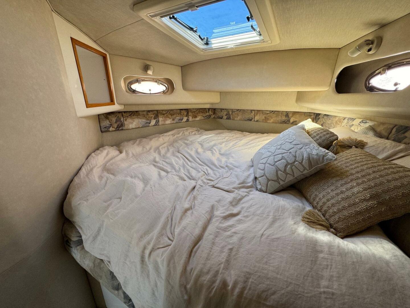 PEARL 44ft Sea Ray Yacht For Sale
